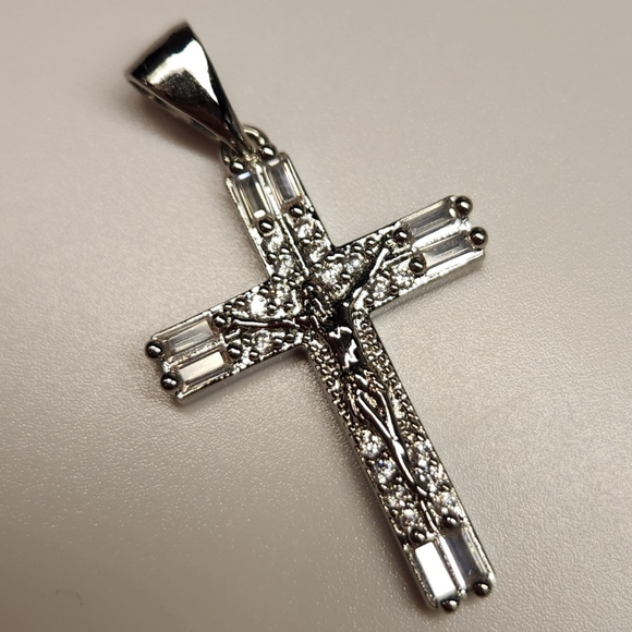 Jewelry - White Gold Plated Cross Pendant with crystals